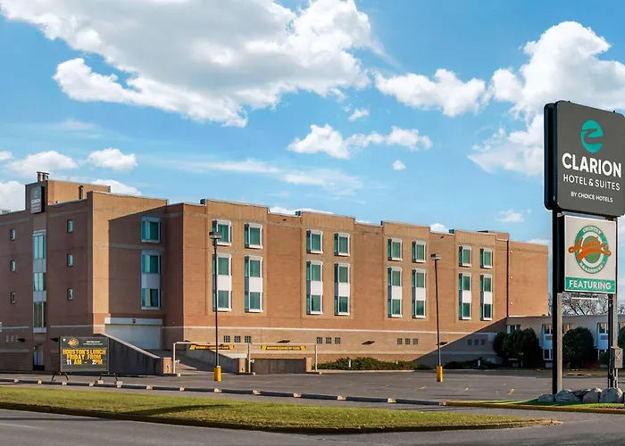 Clarion Hotel & Suites Brandon